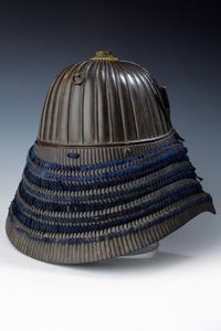 Suji kabuto  - Asta Rare Armi Antiche e Militaria da tutto il mondo - Associazione Nazionale - Case d'Asta italiane