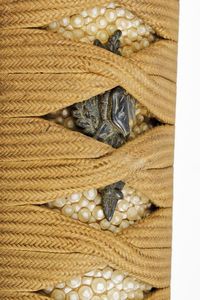 Impugnatura (Tsukamae) per un wakizashi  - Asta Rare Armi Antiche e Militaria da tutto il mondo - Associazione Nazionale - Case d'Asta italiane