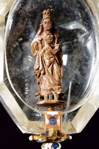 Bellissimo ciondolo votivo  - Asta Rare Armi Antiche e Militaria da tutto il mondo - Associazione Nazionale - Case d'Asta italiane