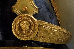 Elmo da ufficiale del k. u. k. Leibgarde Reitereskadron  - Asta Rare Armi Antiche e Militaria da tutto il mondo - Associazione Nazionale - Case d'Asta italiane