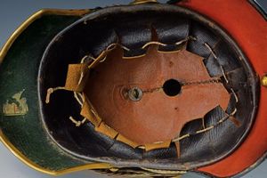 Elmo da ufficiale di Fanteria  - Asta Rare Armi Antiche e Militaria da tutto il mondo - Associazione Nazionale - Case d'Asta italiane