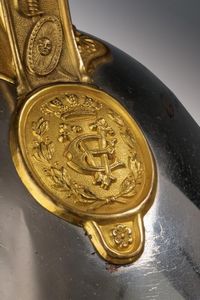 Elmo da ufficiale di cavalleria con custodia originale, epoca Vittorio Emanuele III  - Asta Rare Armi Antiche e Militaria da tutto il mondo - Associazione Nazionale - Case d'Asta italiane