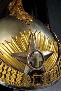 Elmo da ufficiale dei corazzieri  - Asta Rare Armi Antiche e Militaria da tutto il mondo - Associazione Nazionale - Case d'Asta italiane