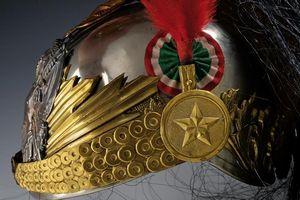 Elmo da truppa dei corazzieri  - Asta Rare Armi Antiche e Militaria da tutto il mondo - Associazione Nazionale - Case d'Asta italiane