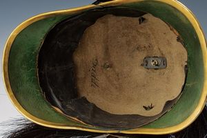 Elmo da ufficiale della Guardia Civica con spalline e cinturone  - Asta Rare Armi Antiche e Militaria da tutto il mondo - Associazione Nazionale - Case d'Asta italiane