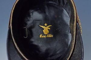 Kep� da ufficiale medico  - Asta Rare Armi Antiche e Militaria da tutto il mondo - Associazione Nazionale - Case d'Asta italiane