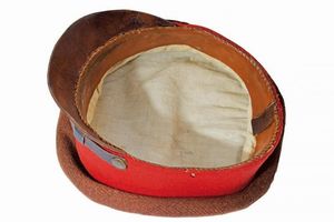 Berretto da ufficiale di fanteria  - Asta Rare Armi Antiche e Militaria da tutto il mondo - Associazione Nazionale - Case d'Asta italiane