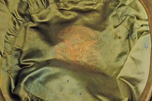 Set di giacca e berretto da generale della brigata di fanteria Reggio  - Asta Rare Armi Antiche e Militaria da tutto il mondo - Associazione Nazionale - Case d'Asta italiane