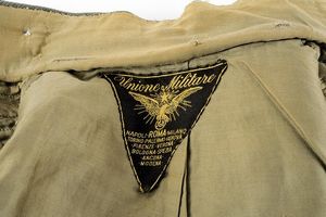 Set di giacca e berretto da generale della brigata di fanteria Reggio  - Asta Rare Armi Antiche e Militaria da tutto il mondo - Associazione Nazionale - Case d'Asta italiane