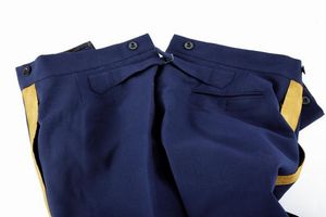 Uniforme da ufficiale della guardia palatina  - Asta Rare Armi Antiche e Militaria da tutto il mondo - Associazione Nazionale - Case d'Asta italiane