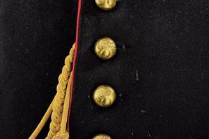 Uniforme da ufficiale della guardia palatina  - Asta Rare Armi Antiche e Militaria da tutto il mondo - Associazione Nazionale - Case d'Asta italiane