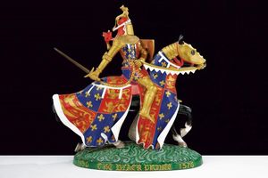 Statua in porcellana raffigurante Edoardo di Woodstock detto il Principe Nero  - Asta Rare Armi Antiche e Militaria da tutto il mondo - Associazione Nazionale - Case d'Asta italiane
