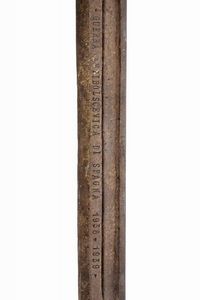 Scultura commemorativa lavorata a effigiare la baionetta modello 1891  - Asta Rare Armi Antiche e Militaria da tutto il mondo - Associazione Nazionale - Case d'Asta italiane