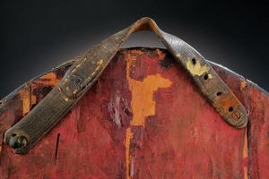 Rara rotella in cuoio bollito  - Asta Rare Armi Antiche e Militaria da tutto il mondo - Associazione Nazionale - Case d'Asta italiane