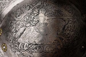 Morione antico con incisione ottocentesca  - Asta Rare Armi Antiche e Militaria da tutto il mondo - Associazione Nazionale - Case d'Asta italiane