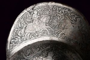 Morione antico con incisione ottocentesca  - Asta Rare Armi Antiche e Militaria da tutto il mondo - Associazione Nazionale - Case d'Asta italiane