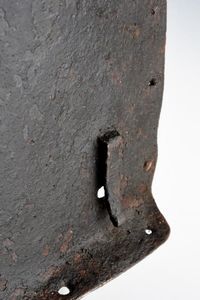 Elmo e pettorale d'assedio con insegne dell'ordine di Malta  - Asta Rare Armi Antiche e Militaria da tutto il mondo - Associazione Nazionale - Case d'Asta italiane