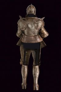 Armatura da uomo d'arme composita  - Asta Rare Armi Antiche e Militaria da tutto il mondo - Associazione Nazionale - Case d'Asta italiane