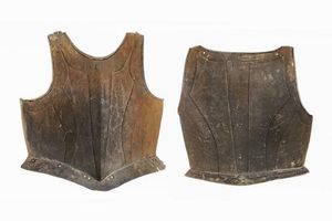 Corsaletto bianconero da uomo d'arme  - Asta Rare Armi Antiche e Militaria da tutto il mondo - Associazione Nazionale - Case d'Asta italiane