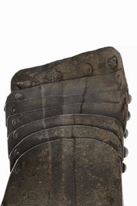 Corsaletto con elmo chiuso  - Asta Rare Armi Antiche e Militaria da tutto il mondo - Associazione Nazionale - Case d'Asta italiane