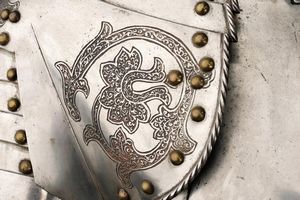 Imponente armatura da torneo  - Asta Rare Armi Antiche e Militaria da tutto il mondo - Associazione Nazionale - Case d'Asta italiane