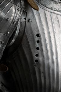 Fantastica armatura completa alla Massimiliana con incisioni  - Asta Rare Armi Antiche e Militaria da tutto il mondo - Associazione Nazionale - Case d'Asta italiane