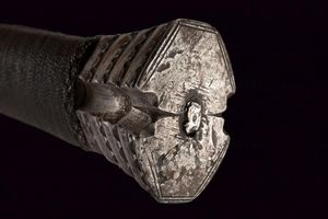 Rarissima spada da caccia a una mano e mezza tardo gotica  - Asta Rare Armi Antiche e Militaria da tutto il mondo - Associazione Nazionale - Case d'Asta italiane