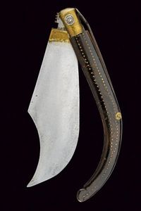 Navaja  - Asta Rare Armi Antiche e Militaria da tutto il mondo - Associazione Nazionale - Case d'Asta italiane