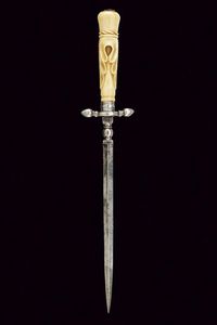 Stiletto  - Asta Rare Armi Antiche e Militaria da tutto il mondo - Associazione Nazionale - Case d'Asta italiane