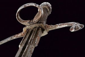 Daga mano sinistra con lama traforata  - Asta Rare Armi Antiche e Militaria da tutto il mondo - Associazione Nazionale - Case d'Asta italiane