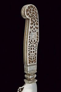 Rara ed elegante coltella di Villani  - Asta Rare Armi Antiche e Militaria da tutto il mondo - Associazione Nazionale - Case d'Asta italiane