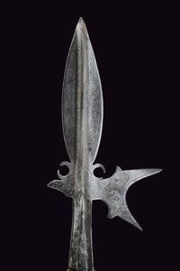 Rara alabarda incisa con stemma  - Asta Rare Armi Antiche e Militaria da tutto il mondo - Associazione Nazionale - Case d'Asta italiane