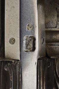 Pistola a pietra focaia con fornimenti in argento di Pietro Tomasi  - Asta Rare Armi Antiche e Militaria da tutto il mondo - Associazione Nazionale - Case d'Asta italiane