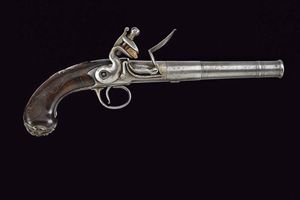 Pistola Queen Anne a pietra focaia con fornimenti in argento di Wilson  - Asta Rare Armi Antiche e Militaria da tutto il mondo - Associazione Nazionale - Case d'Asta italiane