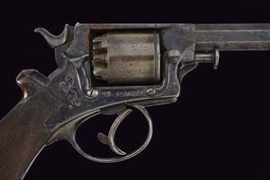 Revolver Tranter a luminello in cassetta  - Asta Rare Armi Antiche e Militaria da tutto il mondo - Associazione Nazionale - Case d'Asta italiane