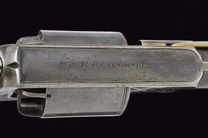 Revolver tipo Adams a luminello in cassetta  - Asta Rare Armi Antiche e Militaria da tutto il mondo - Associazione Nazionale - Case d'Asta italiane