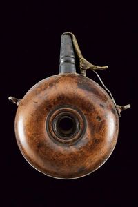 Fiasca da polvere  - Asta Rare Armi Antiche e Militaria da tutto il mondo - Associazione Nazionale - Case d'Asta italiane