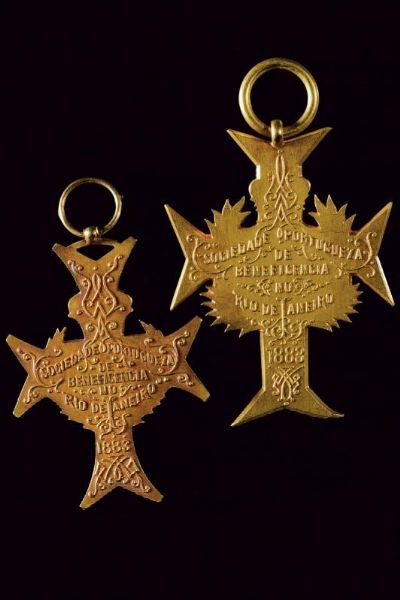 Due croci in oro  - Asta Medaglie, Decorazioni e Ordini - Associazione Nazionale - Case d'Asta italiane