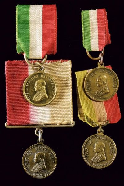 Lotto di quattro medaglie  - Asta Medaglie, Decorazioni e Ordini - Associazione Nazionale - Case d'Asta italiane