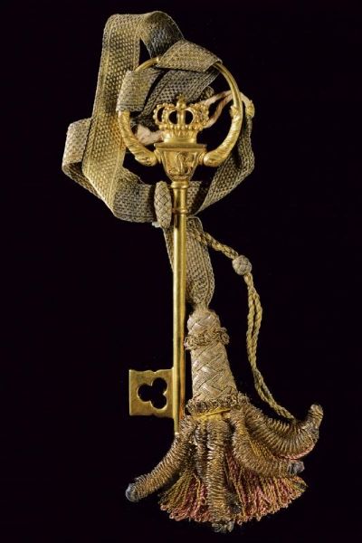 Chiave da Ciambellano con monogramma L  - Asta Medaglie, Decorazioni e Ordini - Associazione Nazionale - Case d'Asta italiane