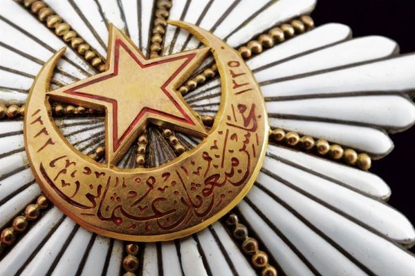 Ordine Meclis-i Mebusan Azalarina Mahsus Nisan  - Asta Medaglie, Decorazioni e Ordini - Associazione Nazionale - Case d'Asta italiane