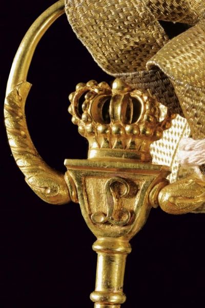 Chiave da Ciambellano con monogramma L  - Asta Medaglie, Decorazioni e Ordini - Associazione Nazionale - Case d'Asta italiane