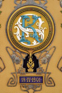 Bellissimo cofanetto contenente gli statuti dell'ordine della corona di ferro  - Asta Medaglie, Decorazioni e Ordini - Associazione Nazionale - Case d'Asta italiane