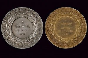 Lotto di due medaglie in argento donate al tenore Francesco Tamagno  - Asta Medaglie, Decorazioni e Ordini - Associazione Nazionale - Case d'Asta italiane