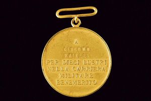 Medaglia Mauriziana per ufficiali inferiori e sottufficiali  - Asta Medaglie, Decorazioni e Ordini - Associazione Nazionale - Case d'Asta italiane