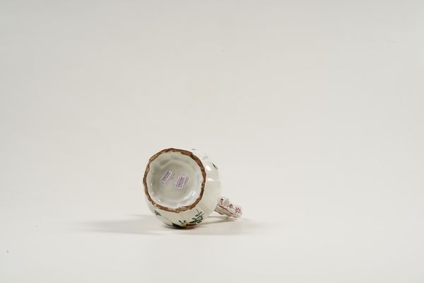 Caffettiera.<BR>Probabilmente Monte Milone (Pollenza), seconda met del XVIII secolo.  - Asta Maioliche e Porcellane - Associazione Nazionale - Case d'Asta italiane