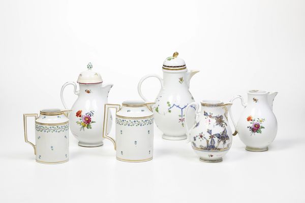 Sei caffettiere.<BR>Vienna e Meissen, 1760-1820 circa.  - Asta Maioliche e Porcellane - Associazione Nazionale - Case d'Asta italiane