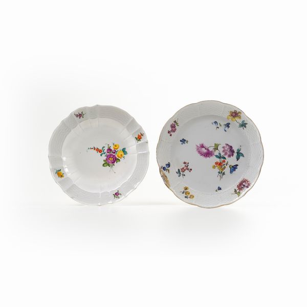 Due piatti.<BR>Meissen, terzo quarto del XVIII secolo.  - Asta Maioliche e Porcellane - Associazione Nazionale - Case d'Asta italiane