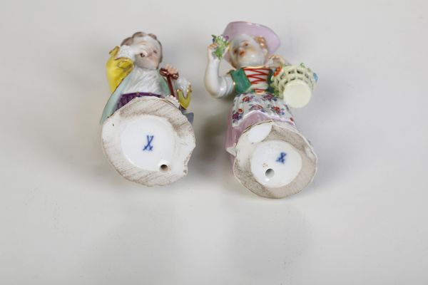 Coppia di figurine giovani giardinieri.<BR>Meissen, 1924-1934.  - Asta Maioliche e Porcellane - Associazione Nazionale - Case d'Asta italiane