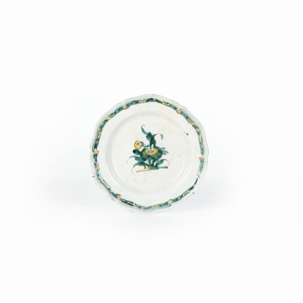 Piccolo piatto.<BR>Cerreto, XVIII secolo.  - Asta Maioliche e Porcellane - Associazione Nazionale - Case d'Asta italiane